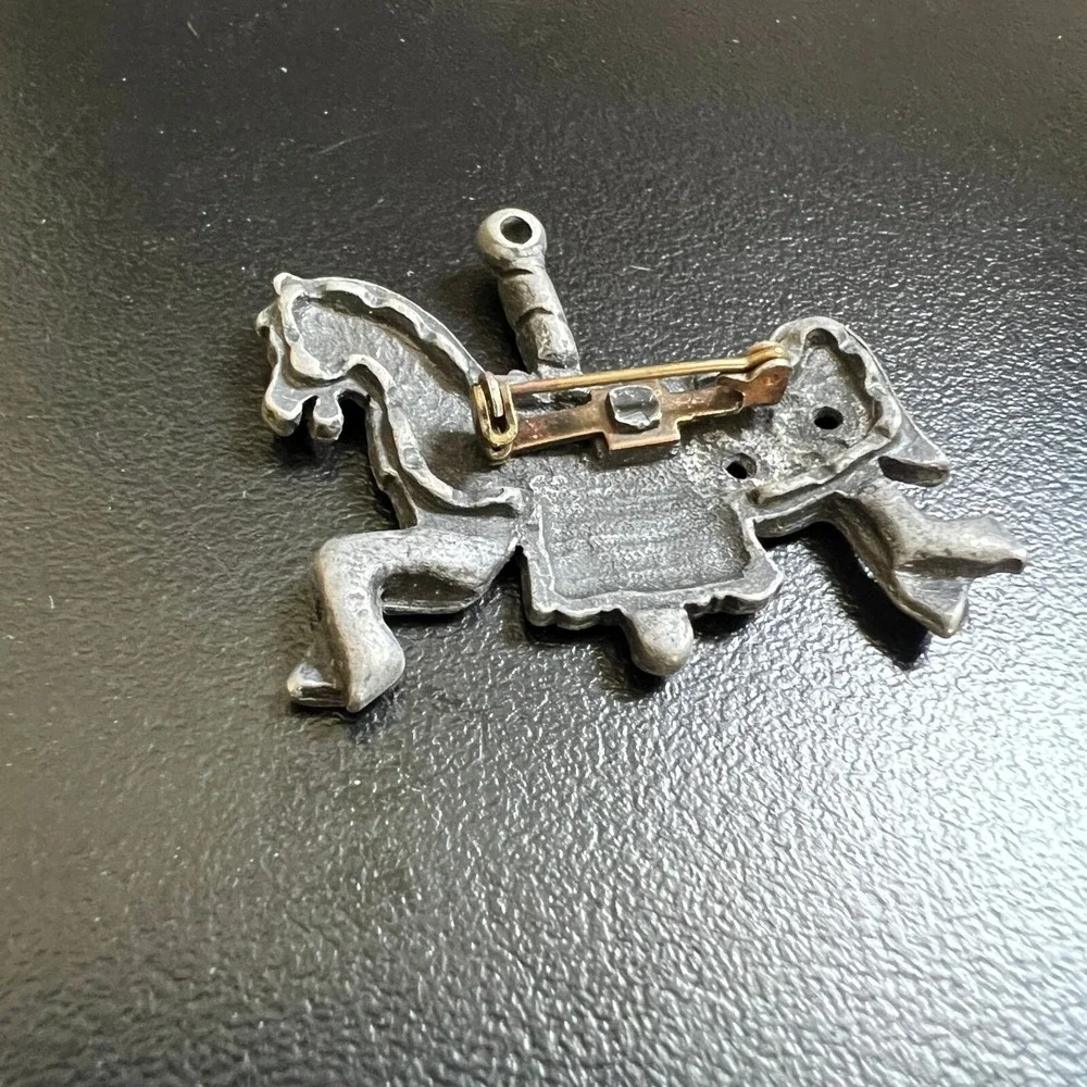 Vintage Carousel Horse‎ Brooch Pewter Tone Animal Pin